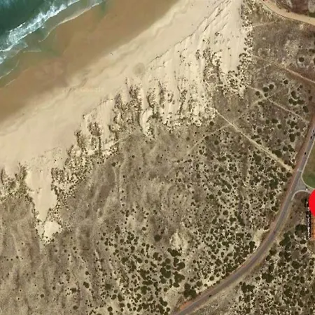 Beach House * 巴勒尔